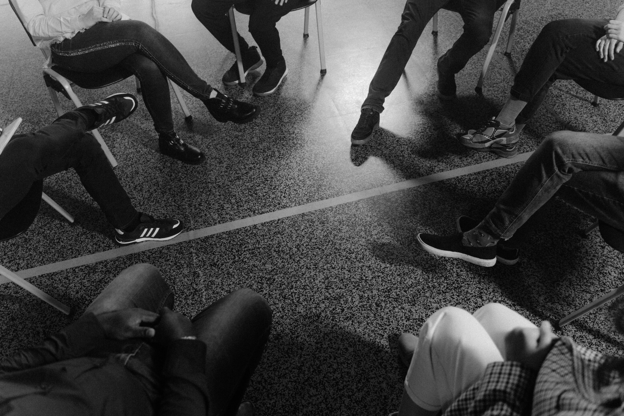 You are currently viewing Thrive in Canada: Your Ultimate Guide to Building a Rock-Solid Social Circle as an International Student