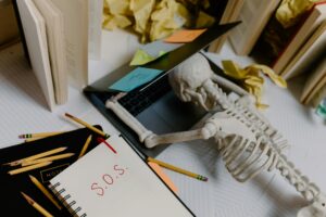Read more about the article A Definitive Guide for International Students: Mastering PGWP-Eligible Programs and PTE Exam Savings