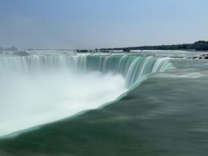 Read more about the article A Definitive Guide: Navigating Entry to Canada with a DUI Record