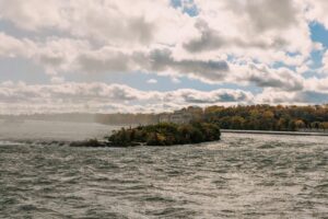 Read more about the article Crucial Relief: IRCC Extends Special Immigration Measures for Those Affected by Canada’s 2025 Wildfires