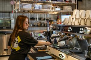 Read more about the article Manitoba’s Latest PNP Draw: A Pivotal Gateway for Skilled Workers to Achieve Canadian Permanent Residence