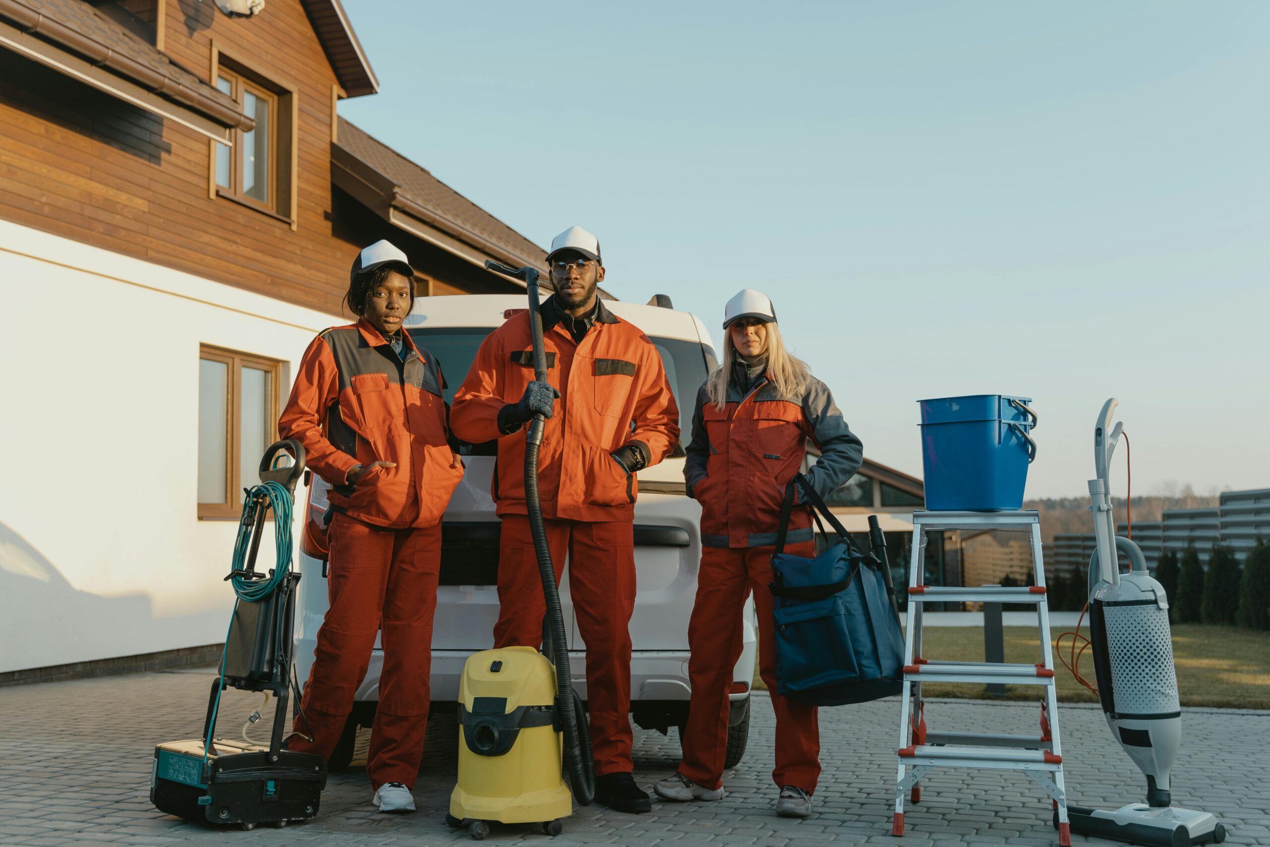 You are currently viewing Surprising Decline in Canada’s International Student Arrivals: A Deep Dive into the August 2023 Data