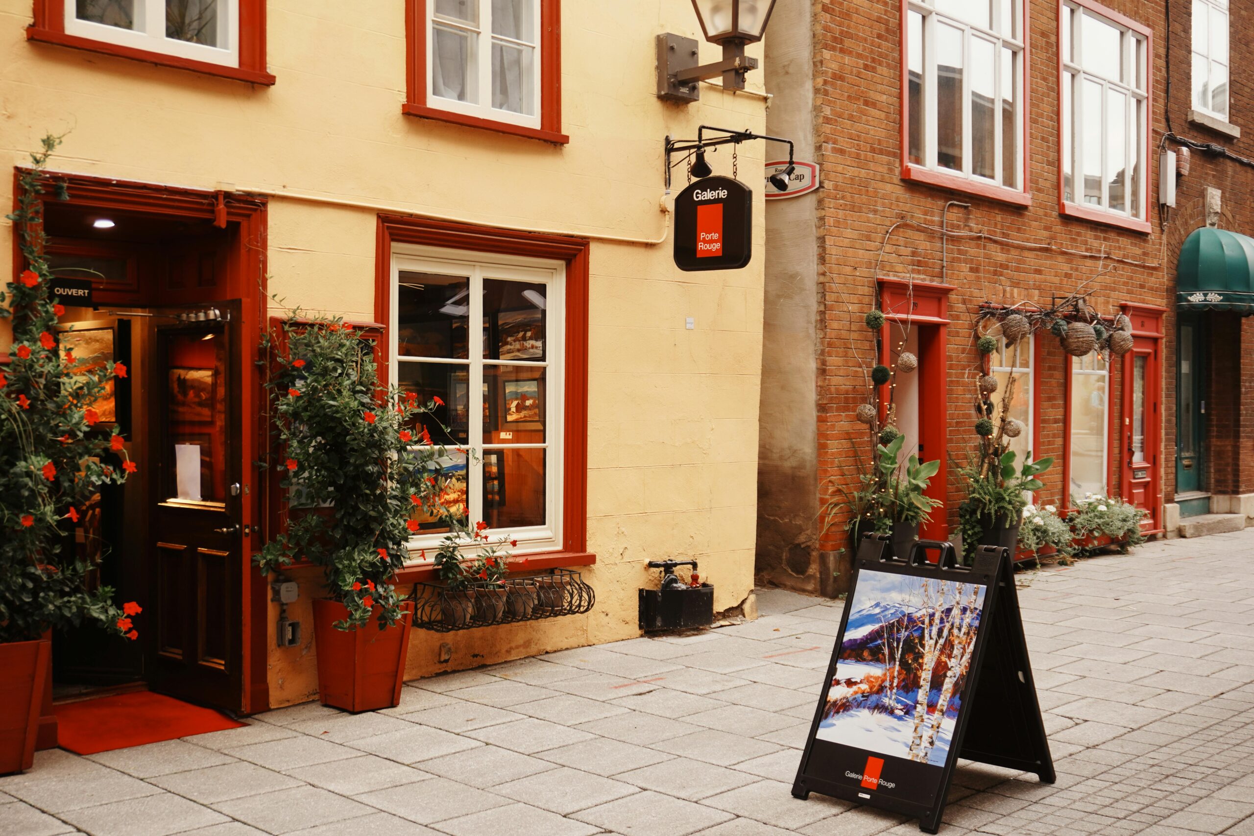 You are currently viewing Spousal Sponsorship Canada: Your Definitive Guide to Securing a Spousal Open Work Permit (SOWP)