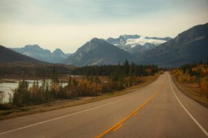 Read more about the article A Shocking Reversal: How Canada’s 2025 Immigration Policy Sparked Unprecedented Population Decline